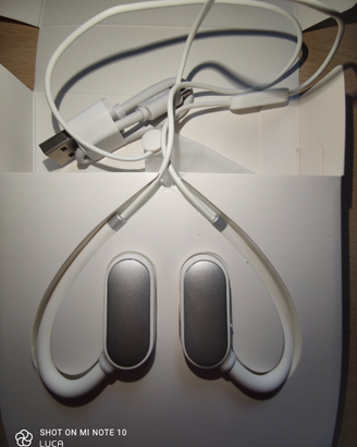 Auricolari bluetooth sportivi universali