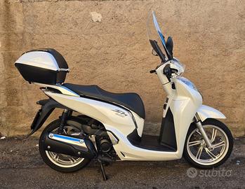 Honda SH 300 ABS – giugno 2017
