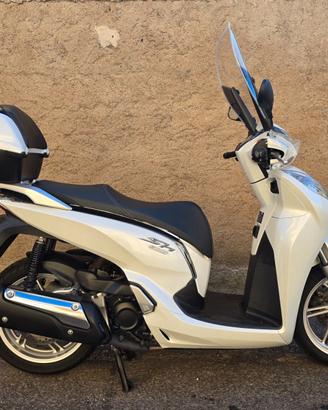 Honda SH 300 ABS – giugno 2017