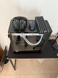 PC FISSO GAMING + PERIFERICHE CONTRATTABILE