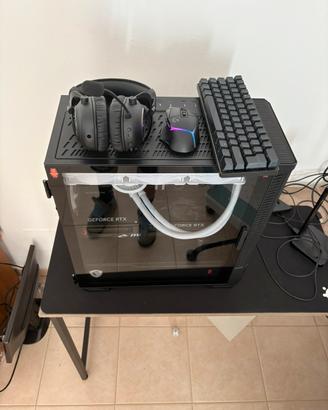 PC FISSO GAMING + PERIFERICHE CONTRATTABILE