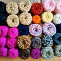 gomitoli lana lotto stock