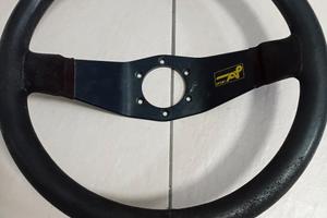  volante per auto sportiva 