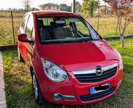 Opel Agila colore rosso anno 2013