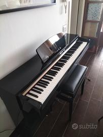Yamaha Clavinova elettrico 