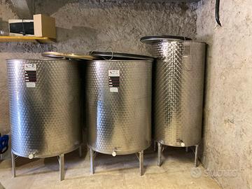 Botti in acciaio inox per vino o olio