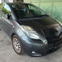 TOYOTA YARIS 2010 (SOLO RICAMBI)