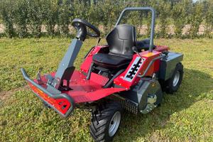 Trattorino trinciaerba Meccanica Benassi FOX 95 4W