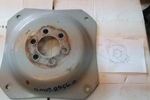 Flangia anteriore Massey ferguson o Same dorado