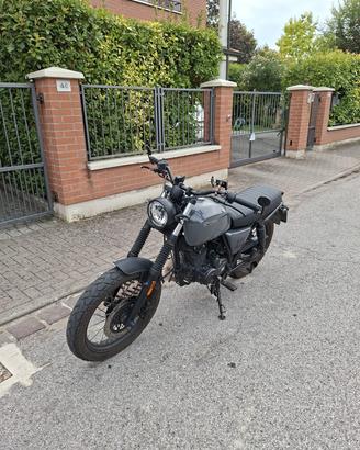 Brixton Cromwell 125 