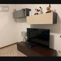 Pensili e cassettone porta tv