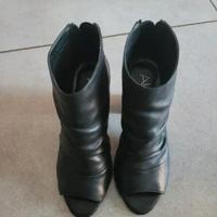 Stivaletti neri Alesya open toe tacco largo