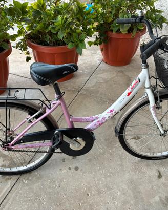 Bicicletta ragazza/donna passeggio 24” con cestino