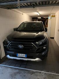 Toyota  Rav 4 Adventure