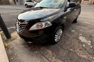 Lancia ypsilon 1.3 multijet