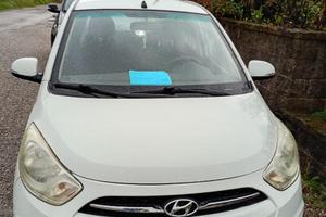 Auto Hyundai i10