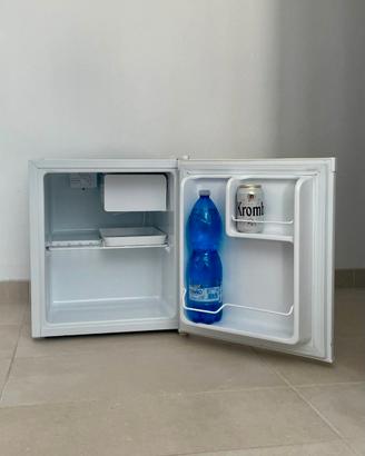 Frigo da campeggio o ufficio