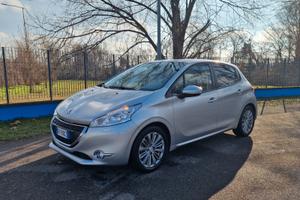 Splendida Peugeot 208 5 porte
