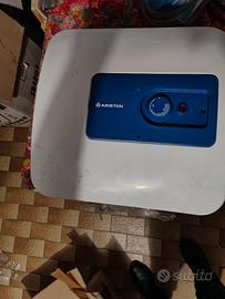 Scalabagno Boiler Ariston