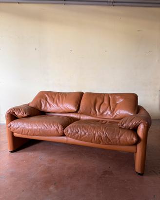 Divano Maralunga by Cassina