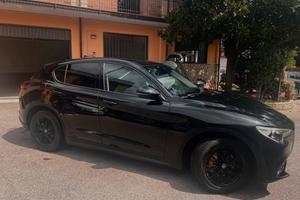 Alfa Romeo Stelvio 2.2