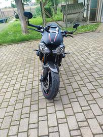 Speed triple 1050 RS