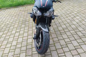 Speed triple 1050 RS