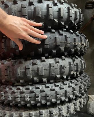 Gomme enduro Metzeler