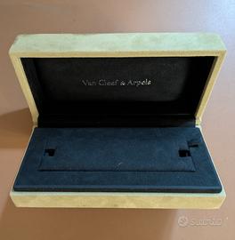 BoxVan Cleef & Arpels in Alcantara per bracciale
