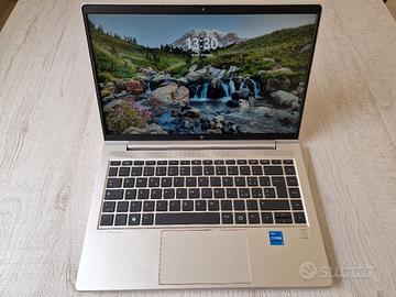Notebook HP Elitebook 640 G9 pari al nuovo