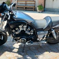 Yamaha VMAX - 1997