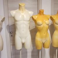 Manichini mezzo busto con base