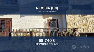 Immobile in asta di 135 m² con box auto a Nicosia