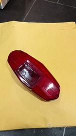 Plastica fanalino post. Gilera, mondial, mw 125.