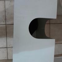 Mobiletto bagno. Sotto lavandino. Misure 60.x30. H