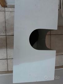 Mobiletto bagno. Sotto lavandino. Misure 60.x30. H