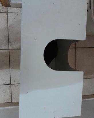 Mobiletto bagno. Sotto lavandino. Misure 60.x30. H