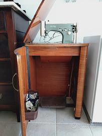macchina da cucire  vintage anni 70