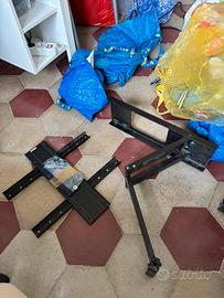 Staffa per TV estendibilie da muro universale