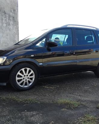 Opel Meriva TD 2000 - 7 posti