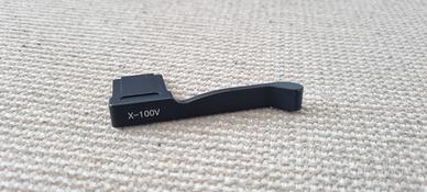 Supporto per pollice Fujifilm X100