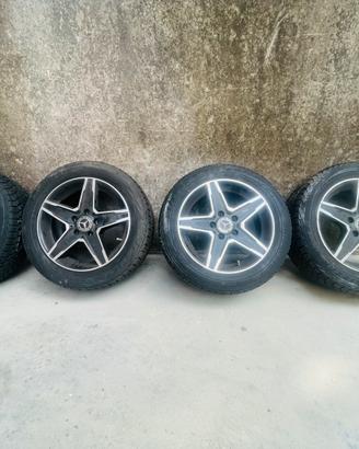 Set gomme e cerchi in lega Mercedes