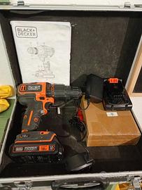avvitatore trapano black Decker 