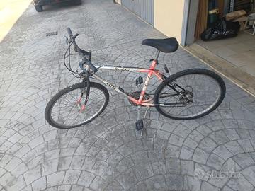 Mountain bike Razzo 