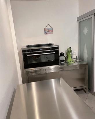 Banco da lavoro e mobile in acciao inox aisi 304