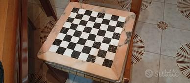 Scacchiera in Marmo.