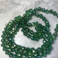 collana di perle di vetro cangiante