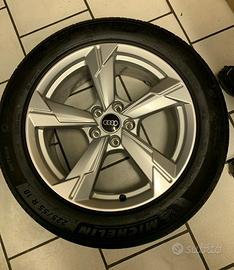 4 cerchi in lega 18 originali audi +gomme