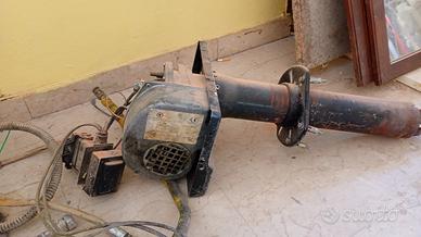Pompa a gas per forno a legna