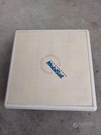 Antenna piatta Kathrein BAS 60 + palo orientabile